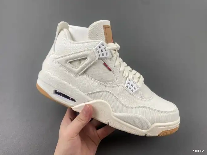 Reps TBK 4 x Air Jordan Levi's 'White' AO2571-100 0509